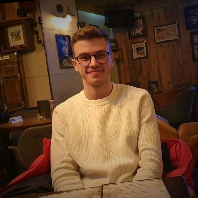 Milos Knezevic - Freelance Web Developer Graz Austria